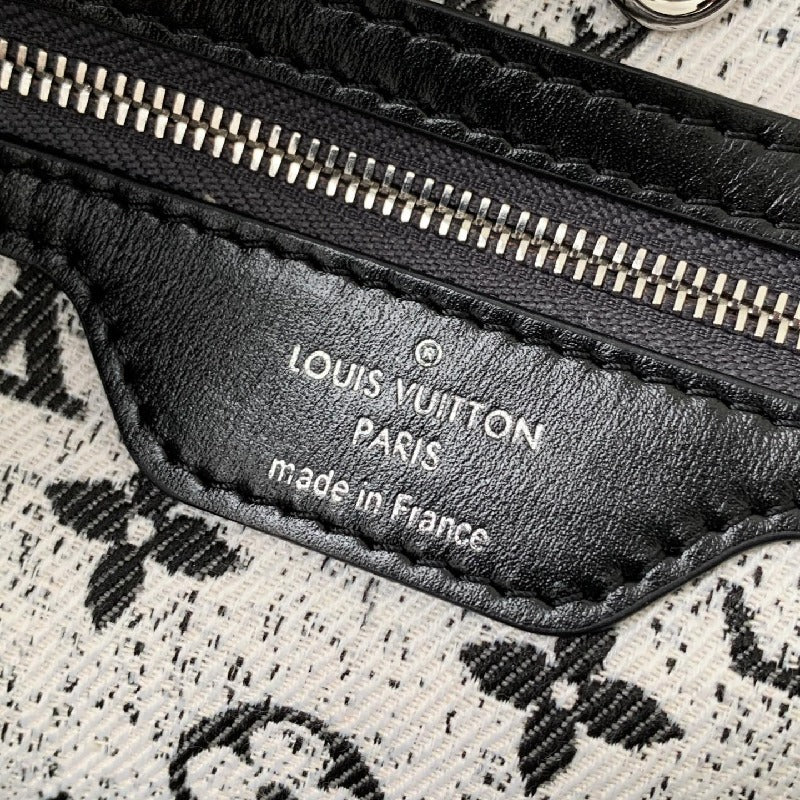 LV Louis Vuitton Neverfull MM Tote Bag