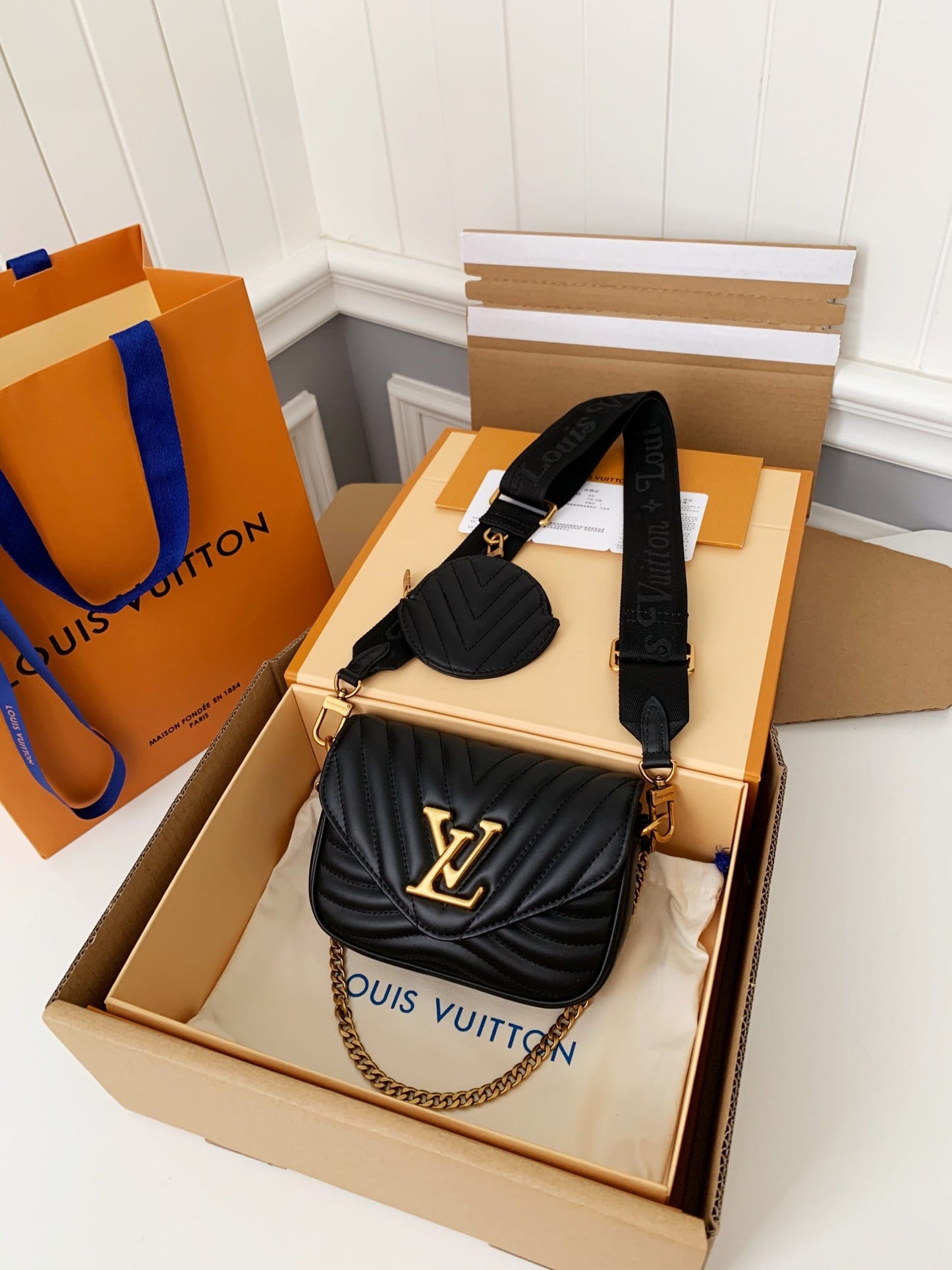 Louis Vuitton NEW WAVE MULTI-POCHETTE Handbag