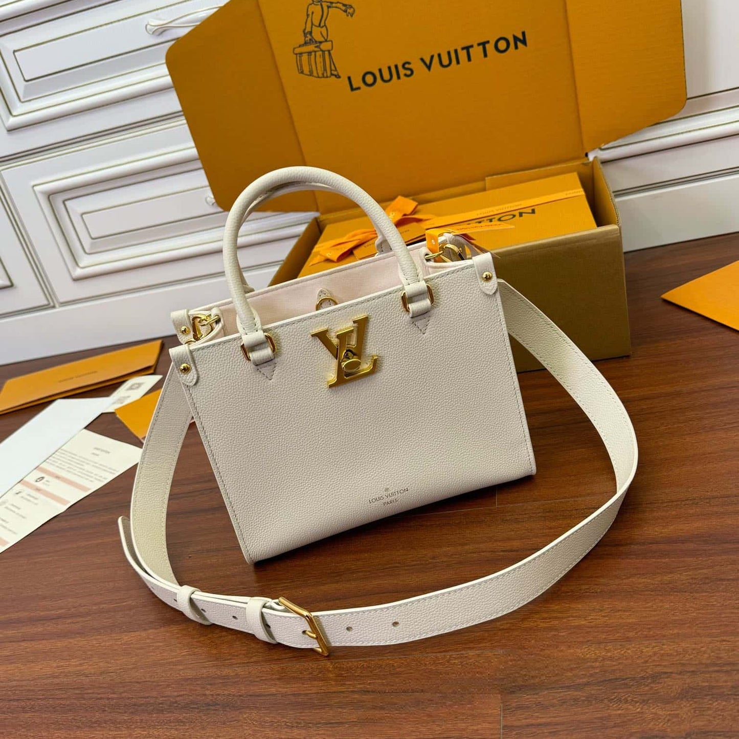 LV Louis Vuitton Lock&Go Bag