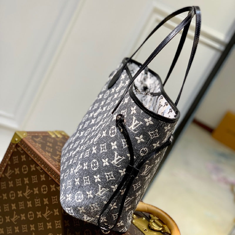 LV Louis Vuitton Neverfull MM Tote Bag