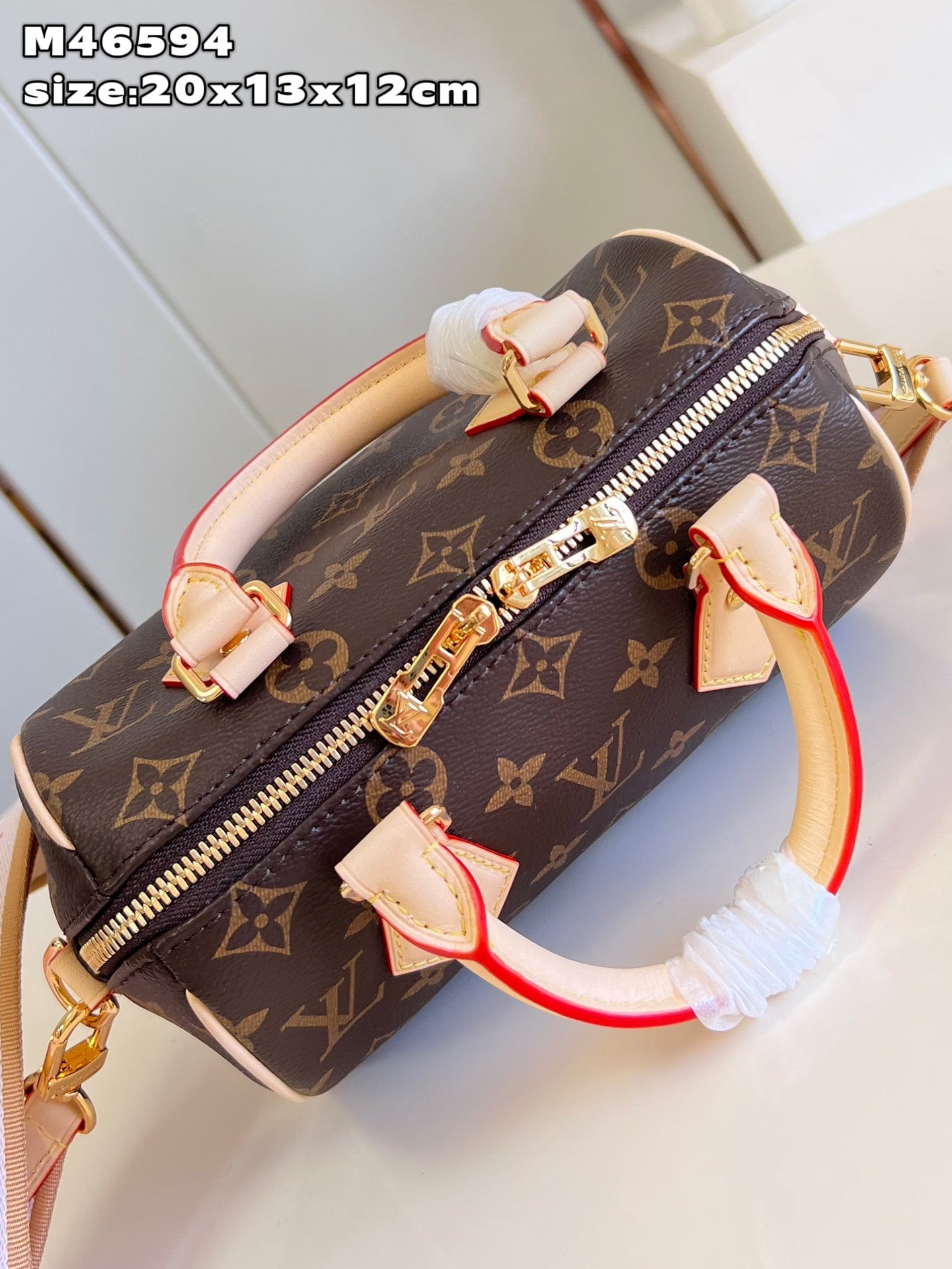 Louis Vuitton Speedy Bandoulière 20 Monogram Pink Strap - 20.5 x 13.5 x 12.0 cm