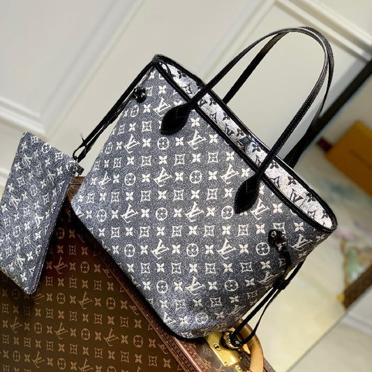 LV Louis Vuitton Neverfull MM Tote Bag