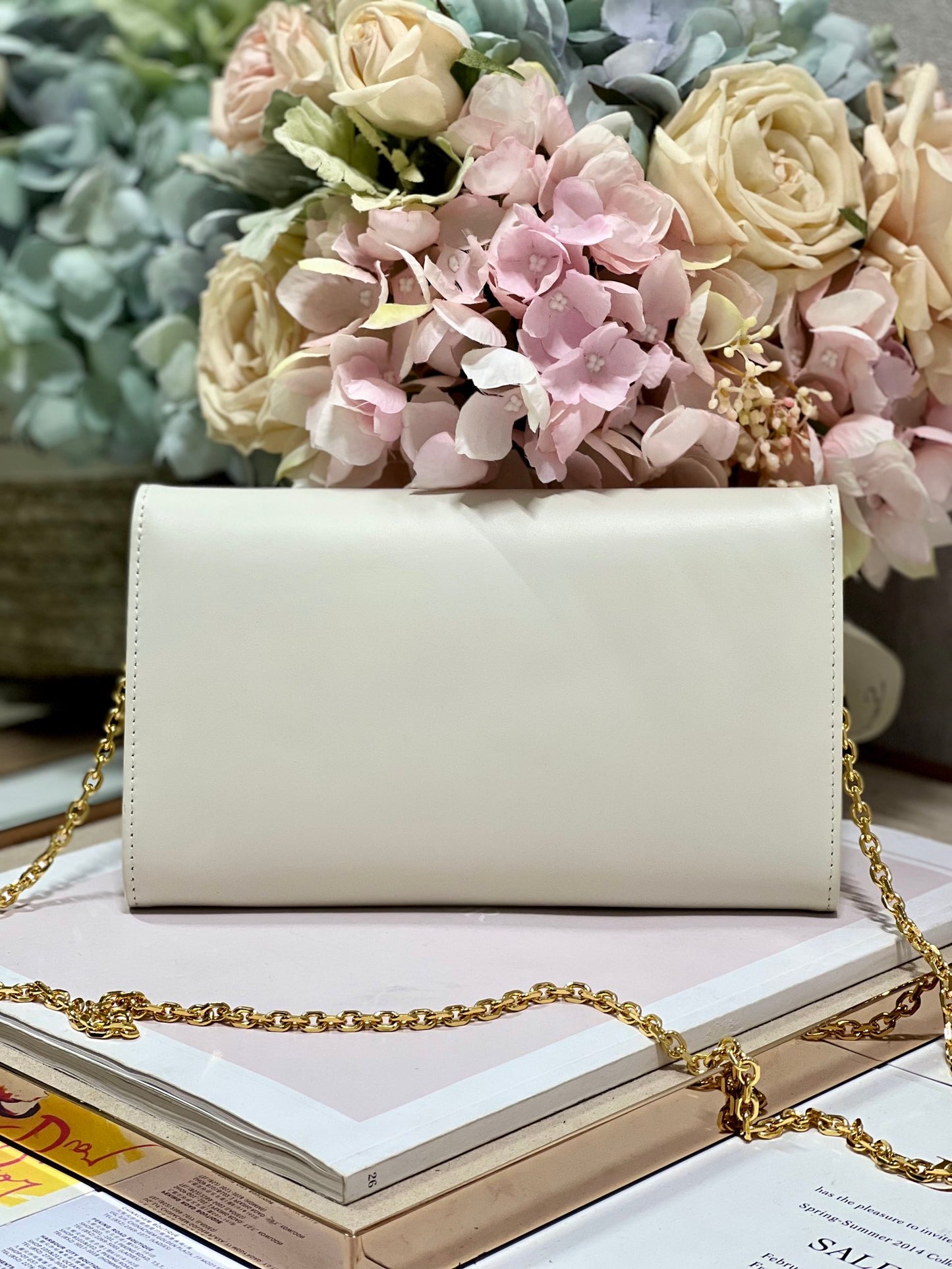 Dior Bobby Wallet on Chain East West White - 21.5×12×4cm