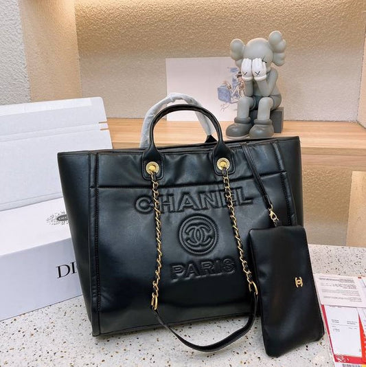 Chanel Deauville em Couro Preta Italiana Bag