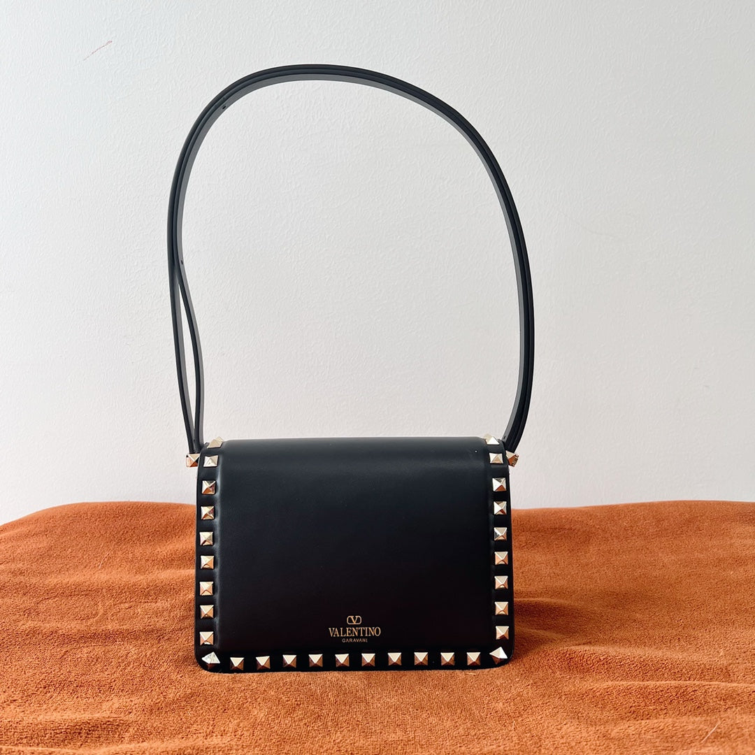 Valentino Garavani Rockstud Shoulder Black Bag - 18.5x12x8cm