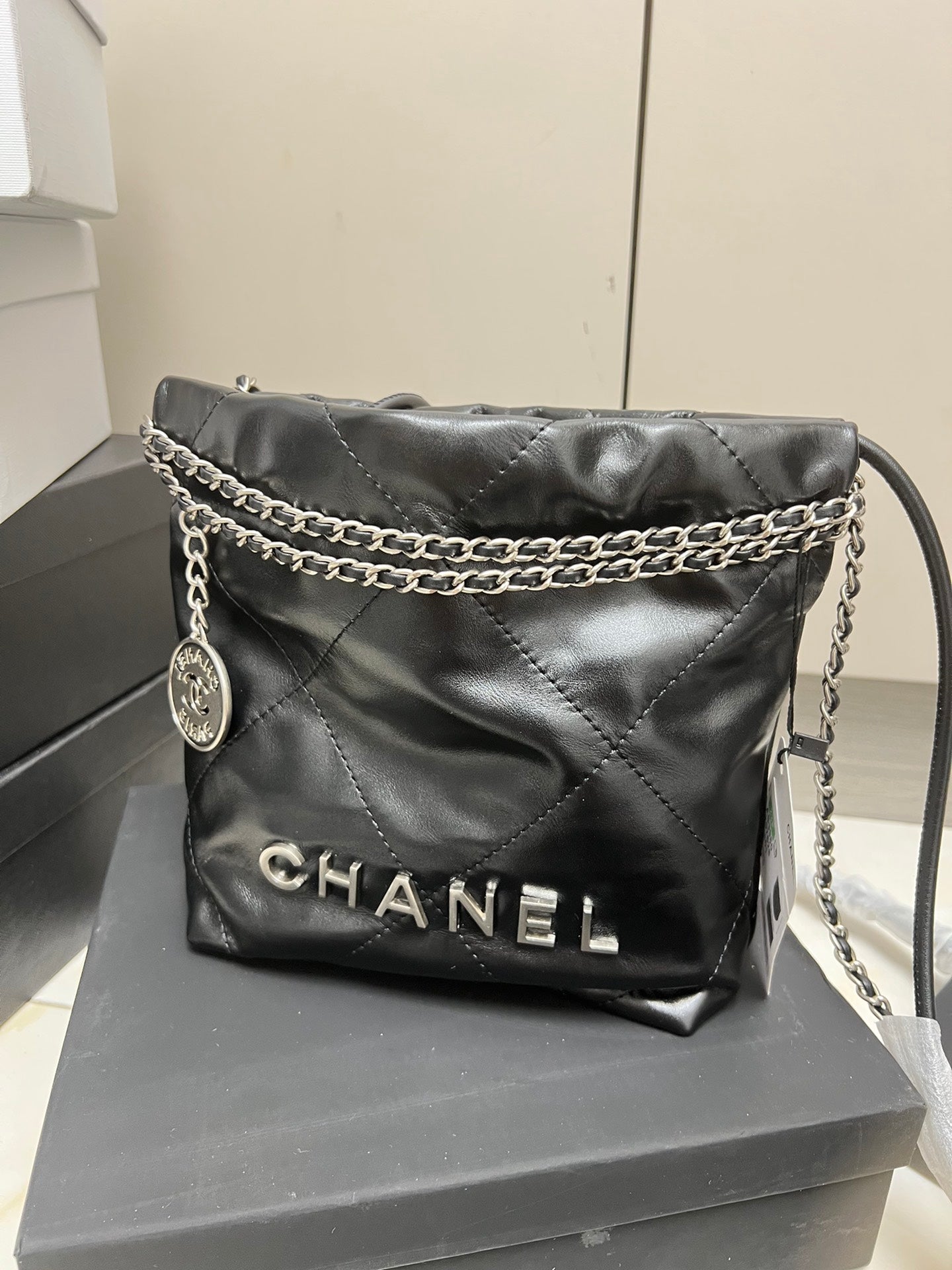 CHANEL22 Hand Bag In Black Silver Hardware Size 20x18x6 cm