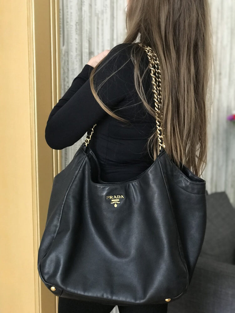 PRADA Vitello Soft Chain Handle Shoulder Bag Nero 48 x 33 x 20cm