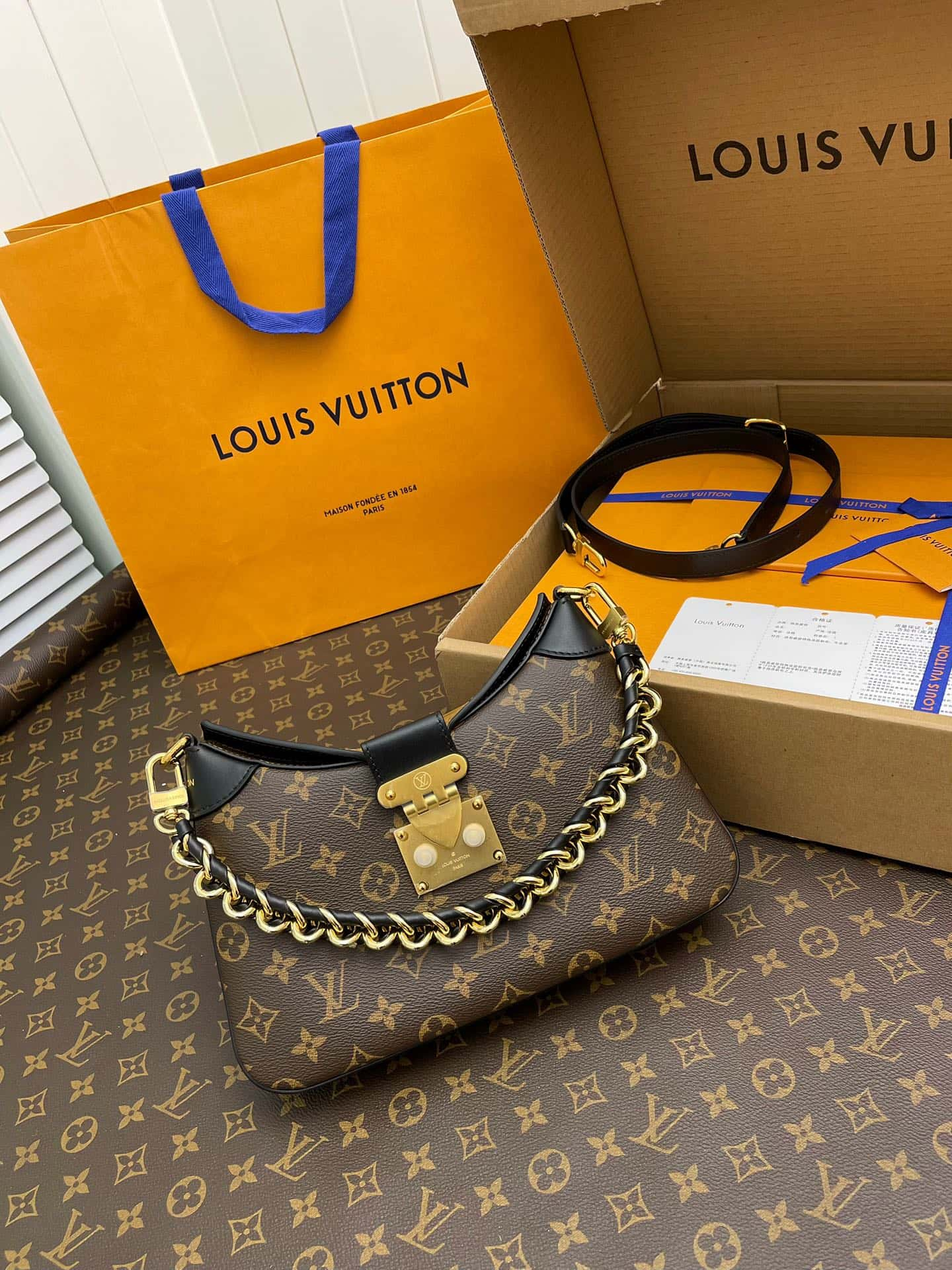 Louis Vuitton LV Neverfull Bag