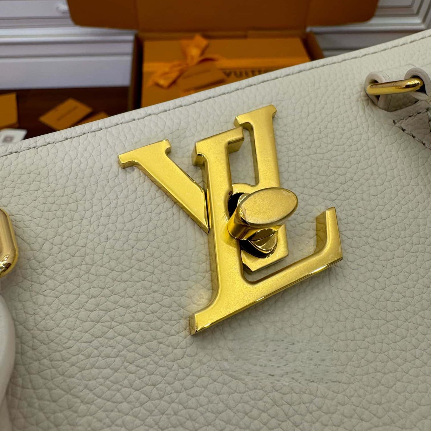 LV Louis Vuitton Lock&Go Bag