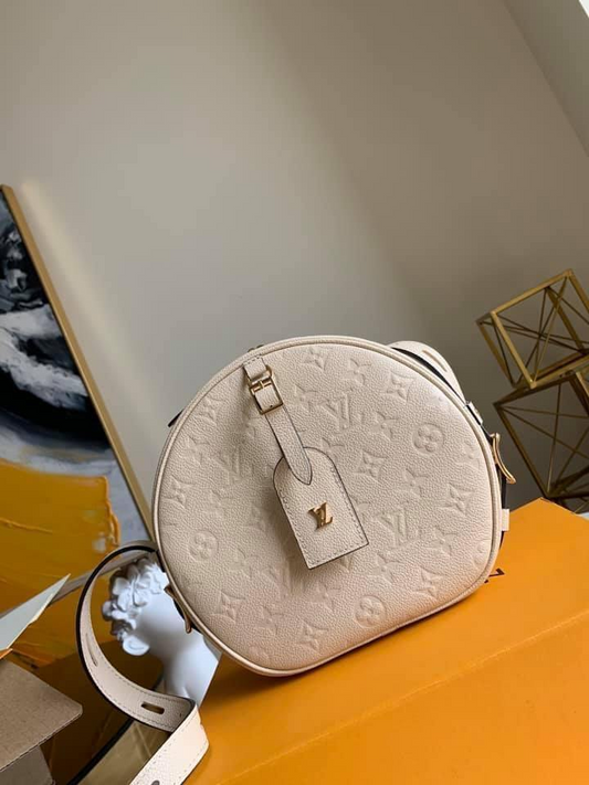 LOUIS VUITTON BOITE CHAPEAU SOUPLE MM BAG