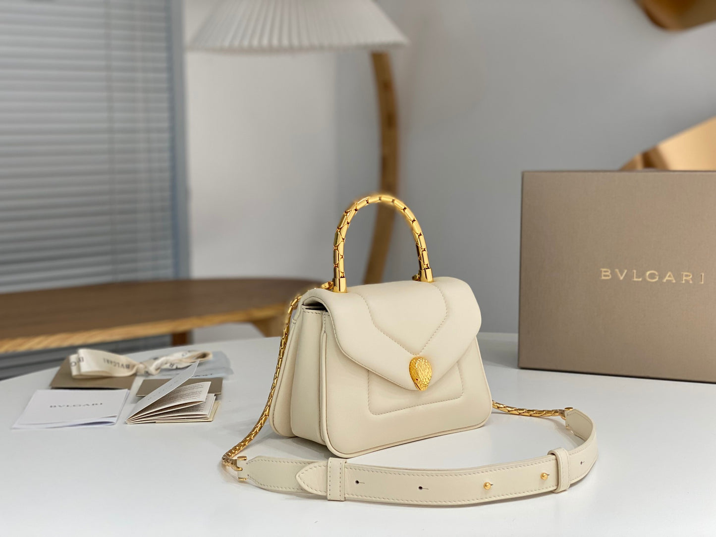 Bvlgari Serpenti Reverse Top Handle White Bag - 22.5 X 15 X 7cm