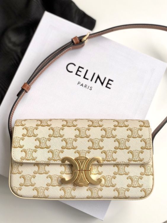 PREOWNED CELINE TRIOMPHE SHOULDER BAG IN TRIOMPHE CANVAS AND CALFSKIN