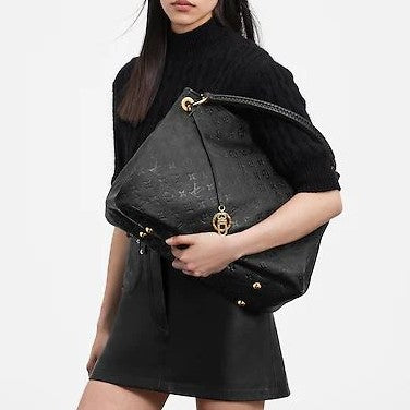 Lo vu messenger bag with long shoulder strap