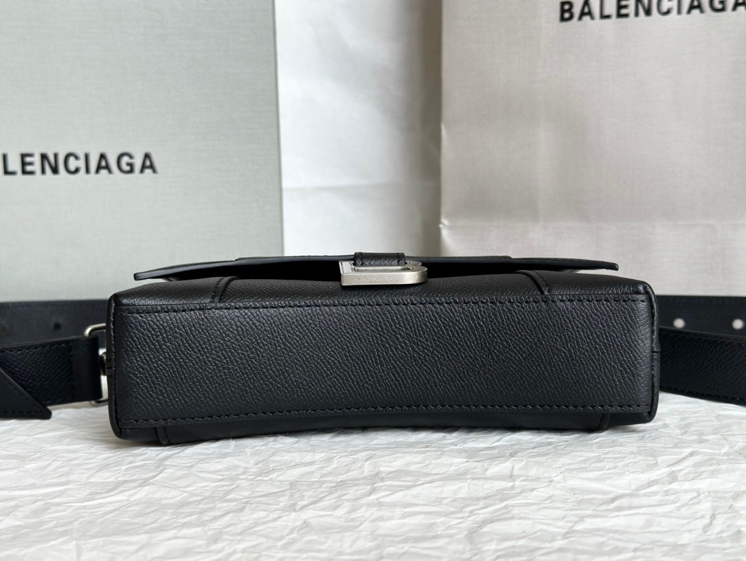 Balenciaga Downtown Crossbody Black Bag - 20x5x13cm